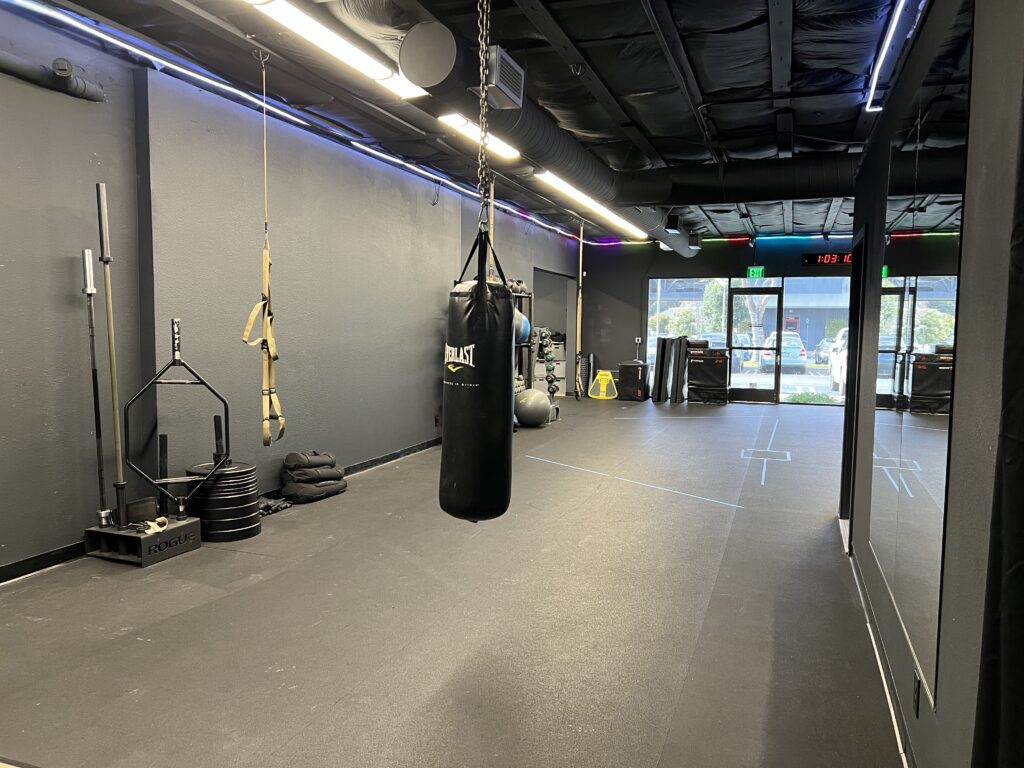 Rent San Luis Obispo gym studio for a premium fitness experience, complete with all the essentials for a successful workout.